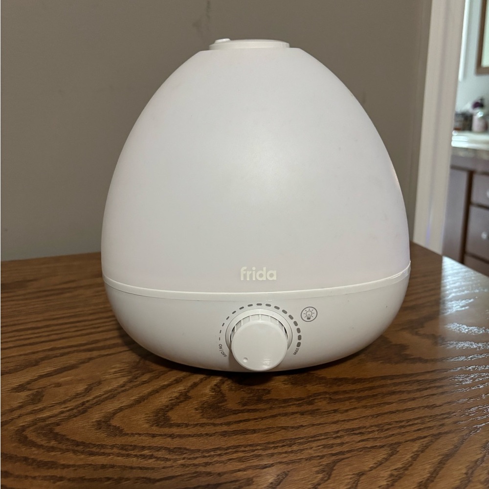 Frida White Humidifier